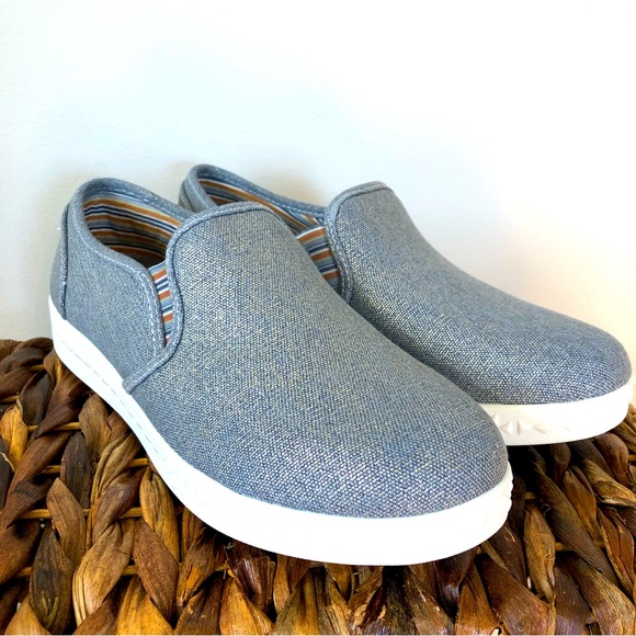 Muk Luks | Metallic Grey Blue Slip-on Flats | Size 9 - Picture 1 of 11
